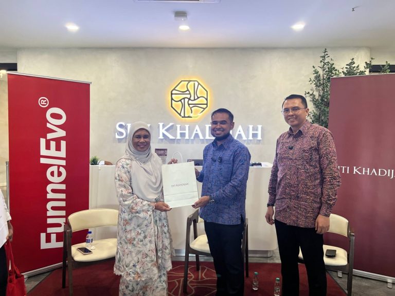 Di Sebalik Telekung No.1 Malaysia: Rahsia Legasi Siti Khadijah Terbongkar
